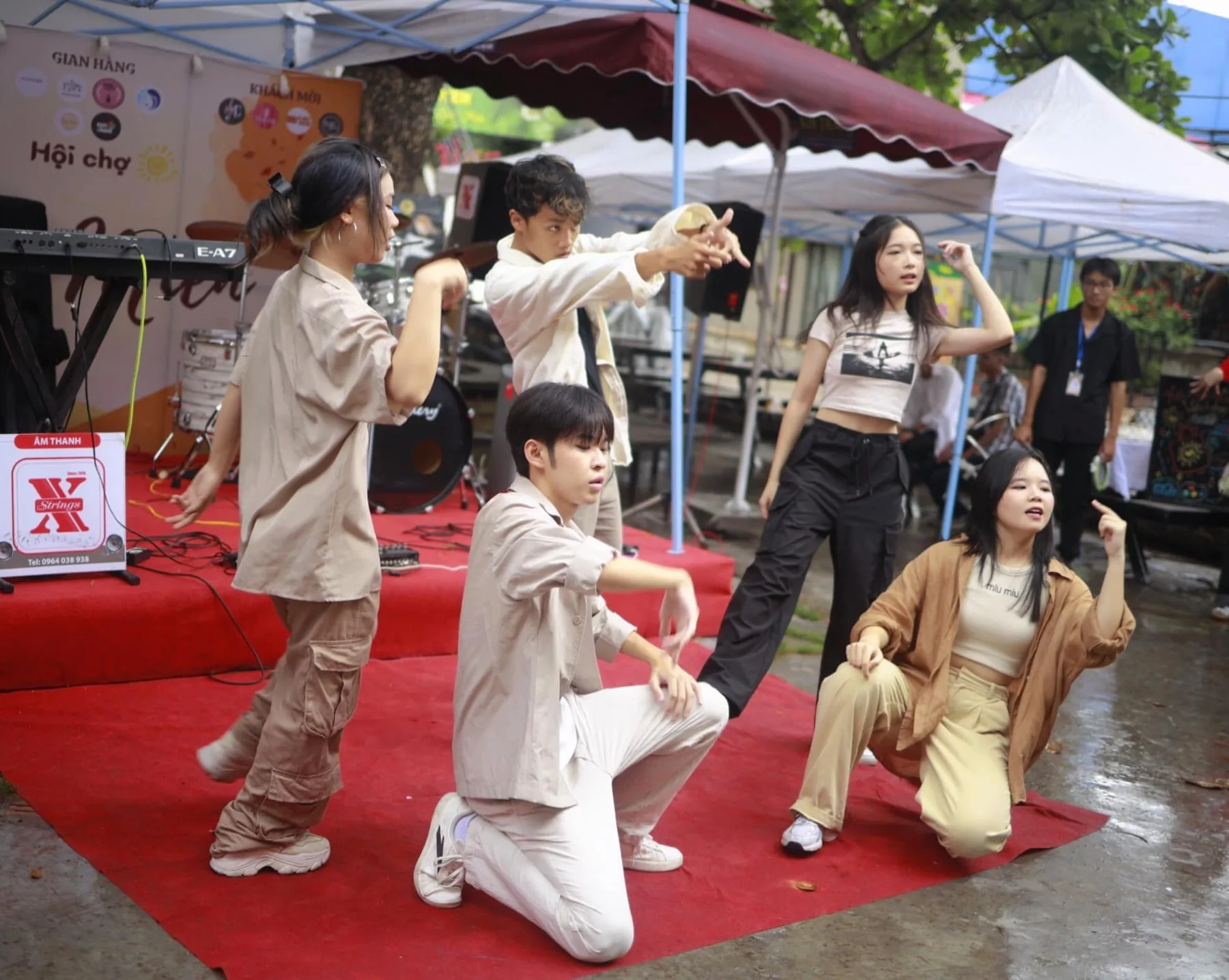 A dance performance on the outdoor stage.